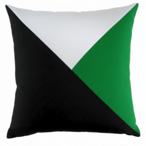 Poduszka w zielono-biało-czarne trójkąty 45cm na 45cm