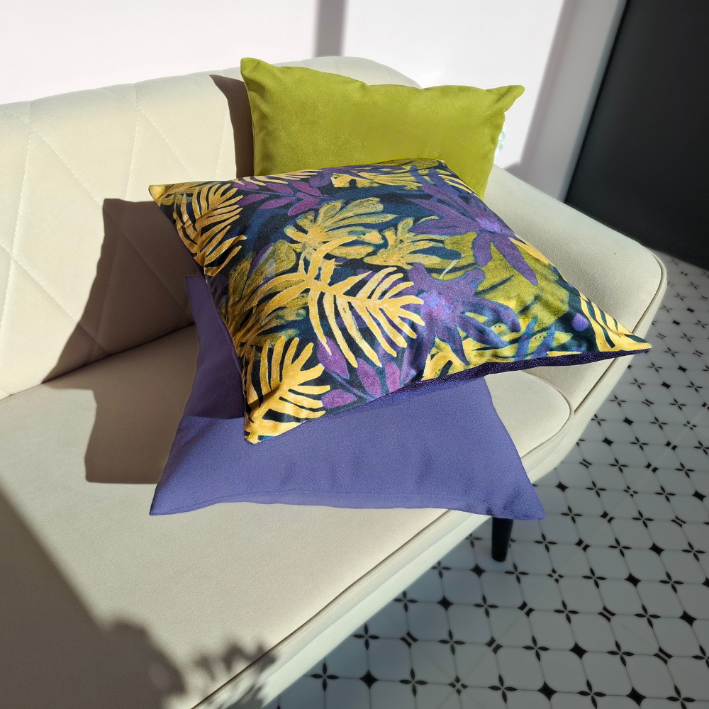 Poduszka dekoracyjna Fioletowy wzór Velvet 45cm na 45cm - obrazek 3